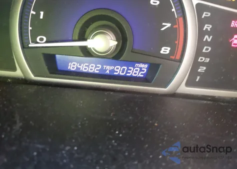 2010 Honda Civic Lx z USA, uszkodzony, nr VIN 19XFA1F52AE055431